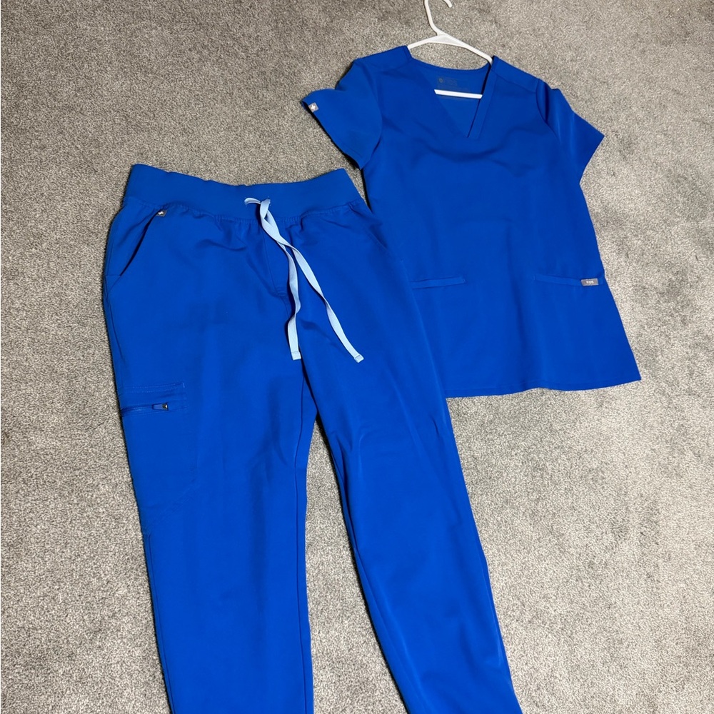 FIGS Royal Blue Scrub Set